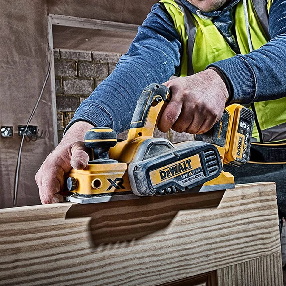 DeWALT DCK665P3T1 18V XR 7 Piece Power Tool Kit With 2 x 5.0Ah Battery & Charger