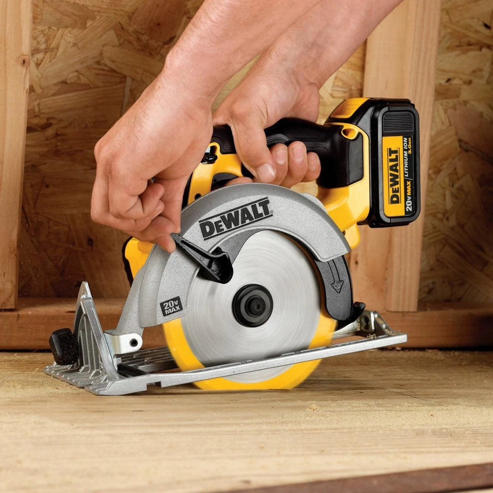 DeWALT DCK665P3T1 18V XR 7 Piece Power Tool Kit With 2 x 5.0Ah Battery & Charger