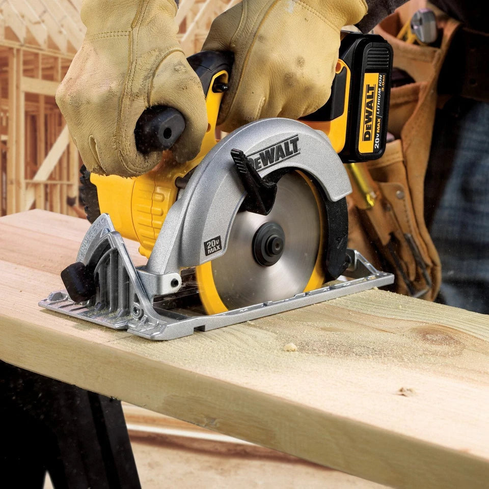 DeWALT DCK665P3T1 18V XR 7 Piece Power Tool Kit With 2 x 5.0Ah Battery & Charger